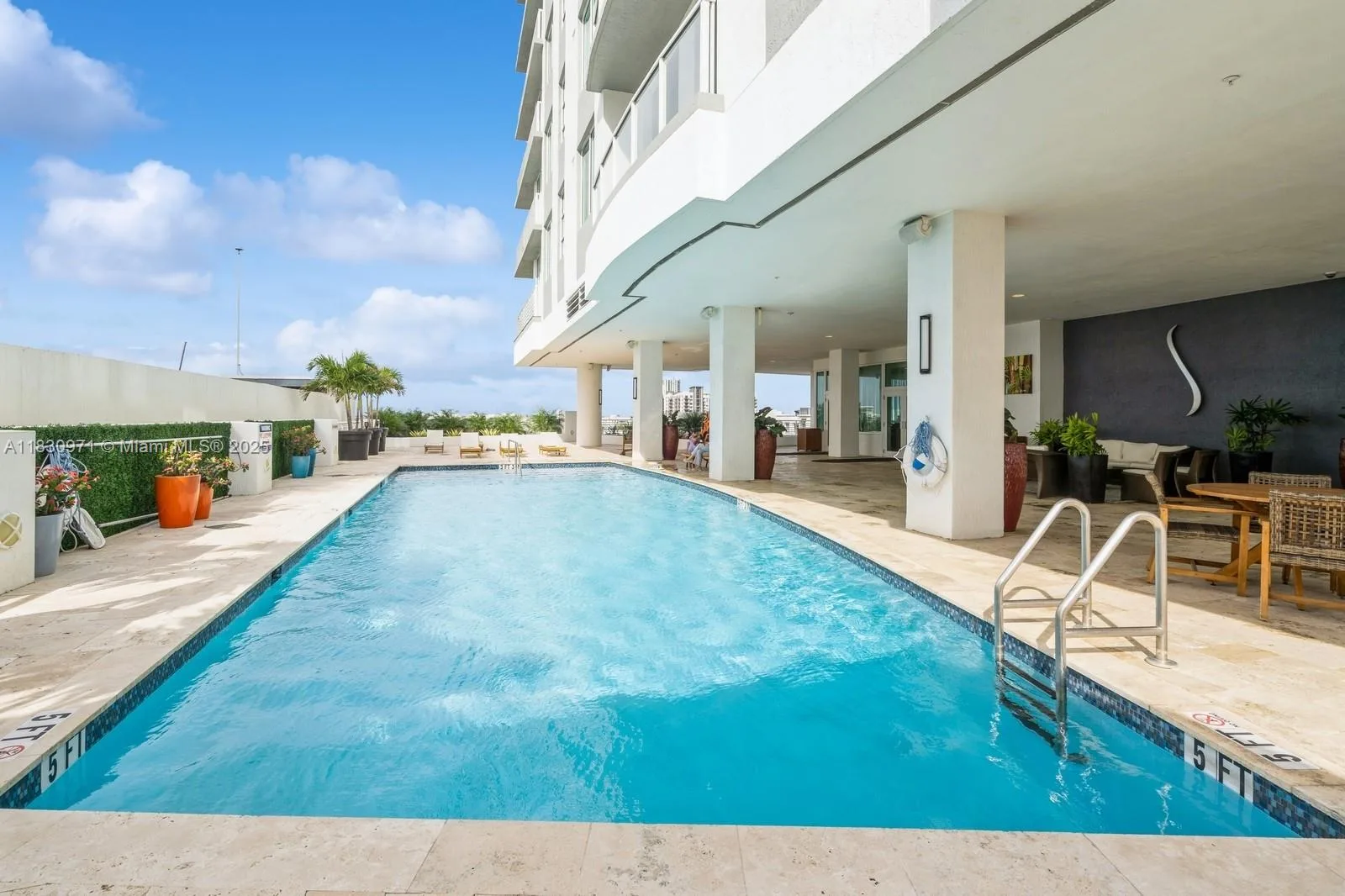 315 NE 3rd Ave # 1602, Fort Lauderdale, FL 33301 photo 2