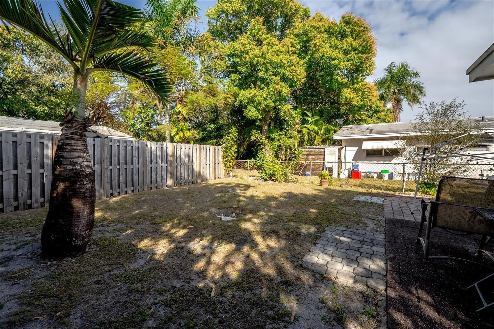 659 NE 32nd Street, Oakland Park, FL 33334 photo 13