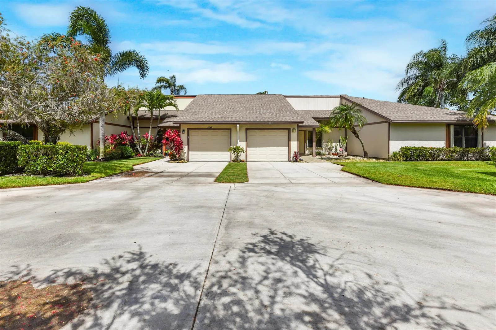 13355 Touchstone Place, Palm Beach Gardens, FL 33418
