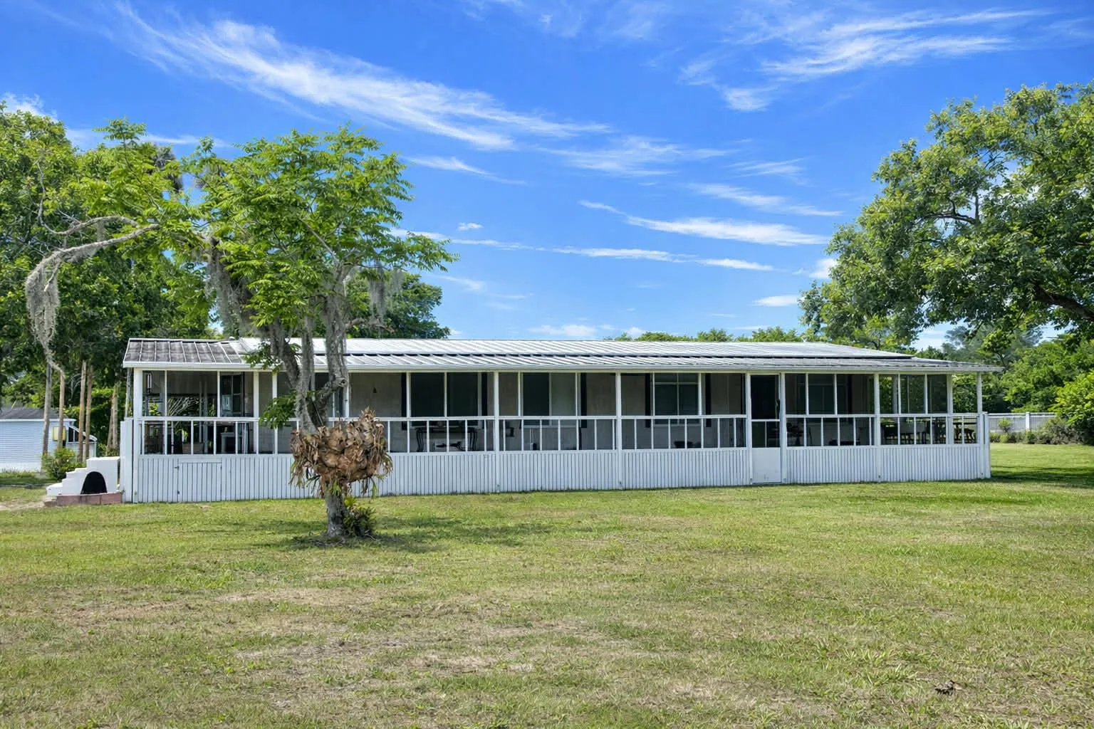 4523 SE 30th Street, Okeechobee, FL 34974