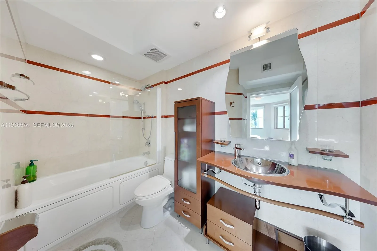110 Washington Ave # 2606, Miami Beach, FL 33139 photo 11