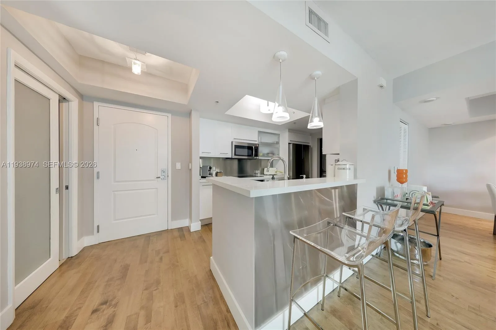 110 Washington Ave # 2606, Miami Beach, FL 33139 photo 2