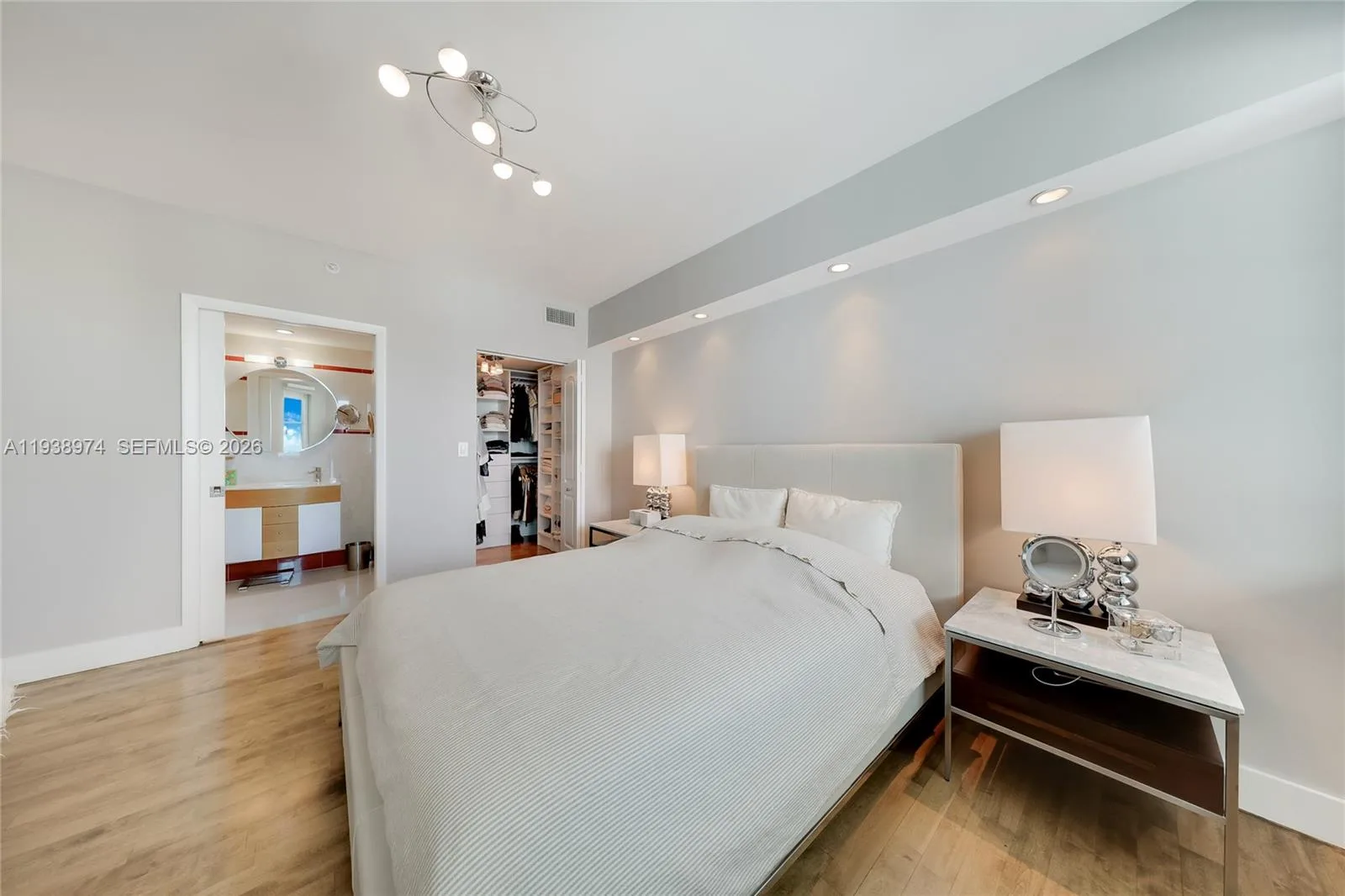110 Washington Ave # 2606, Miami Beach, FL 33139 photo 7