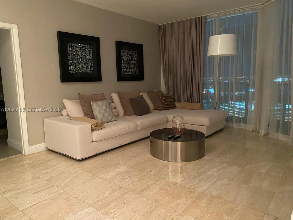1900 N Bayshore Dr # 2314, Miami, FL 33132 photo 2