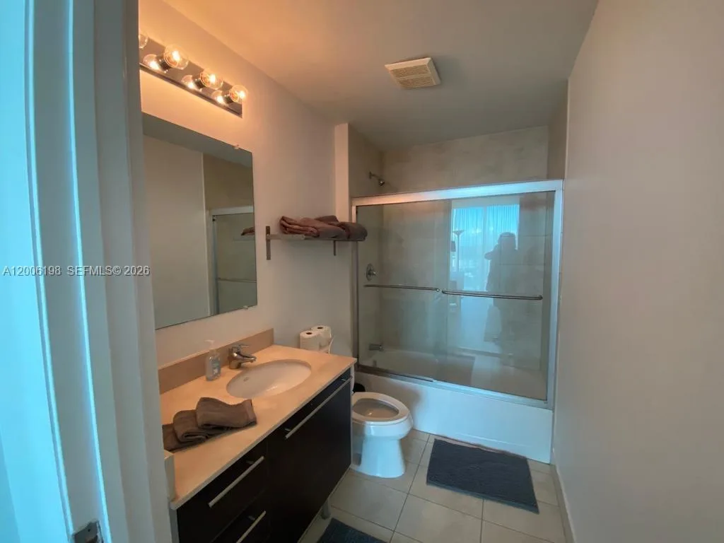 1900 N Bayshore Dr # 2314, Miami, FL 33132 photo 6