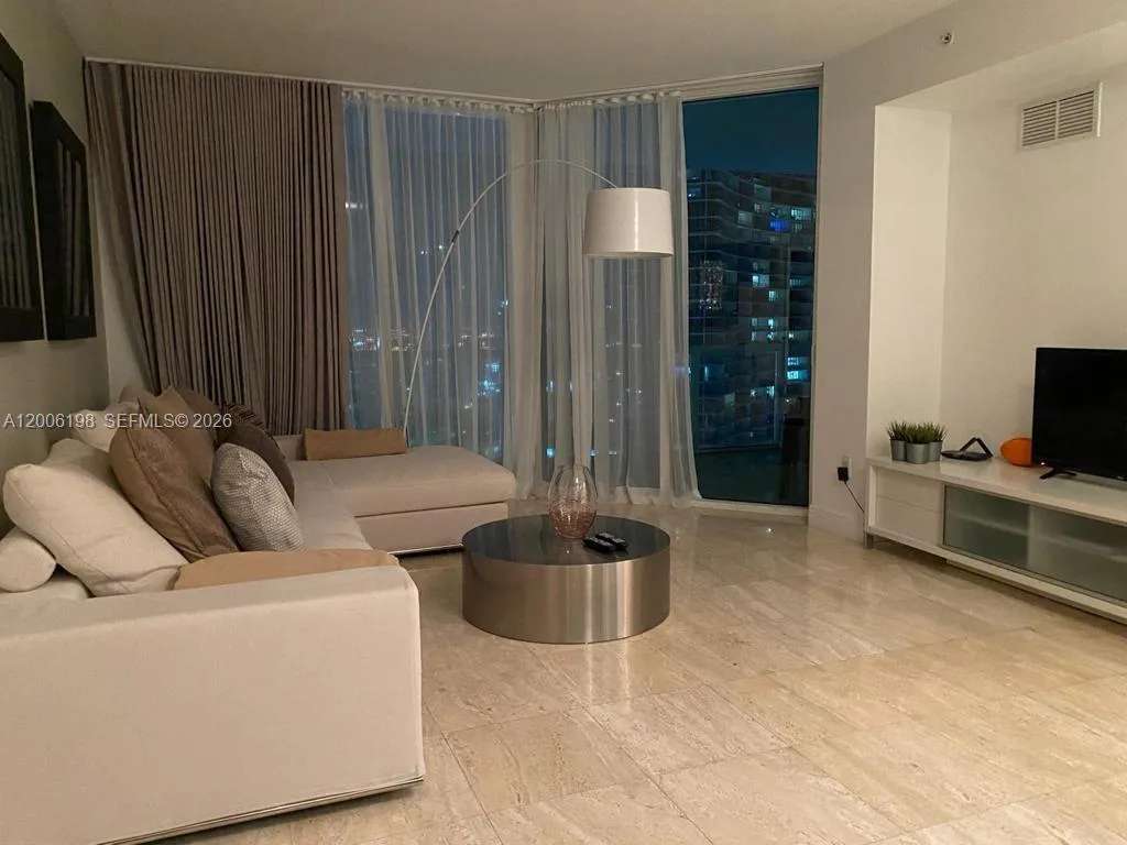 1900 N Bayshore Dr # 2314, Miami, FL 33132 photo 9