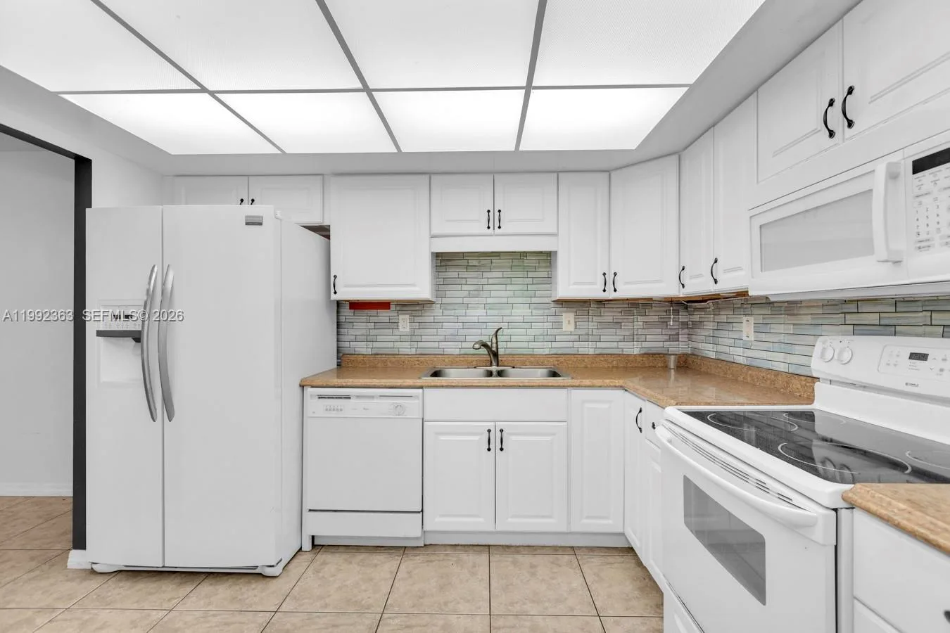18011 Biscayne Blvd # 903, Aventura, FL 33160 photo 3