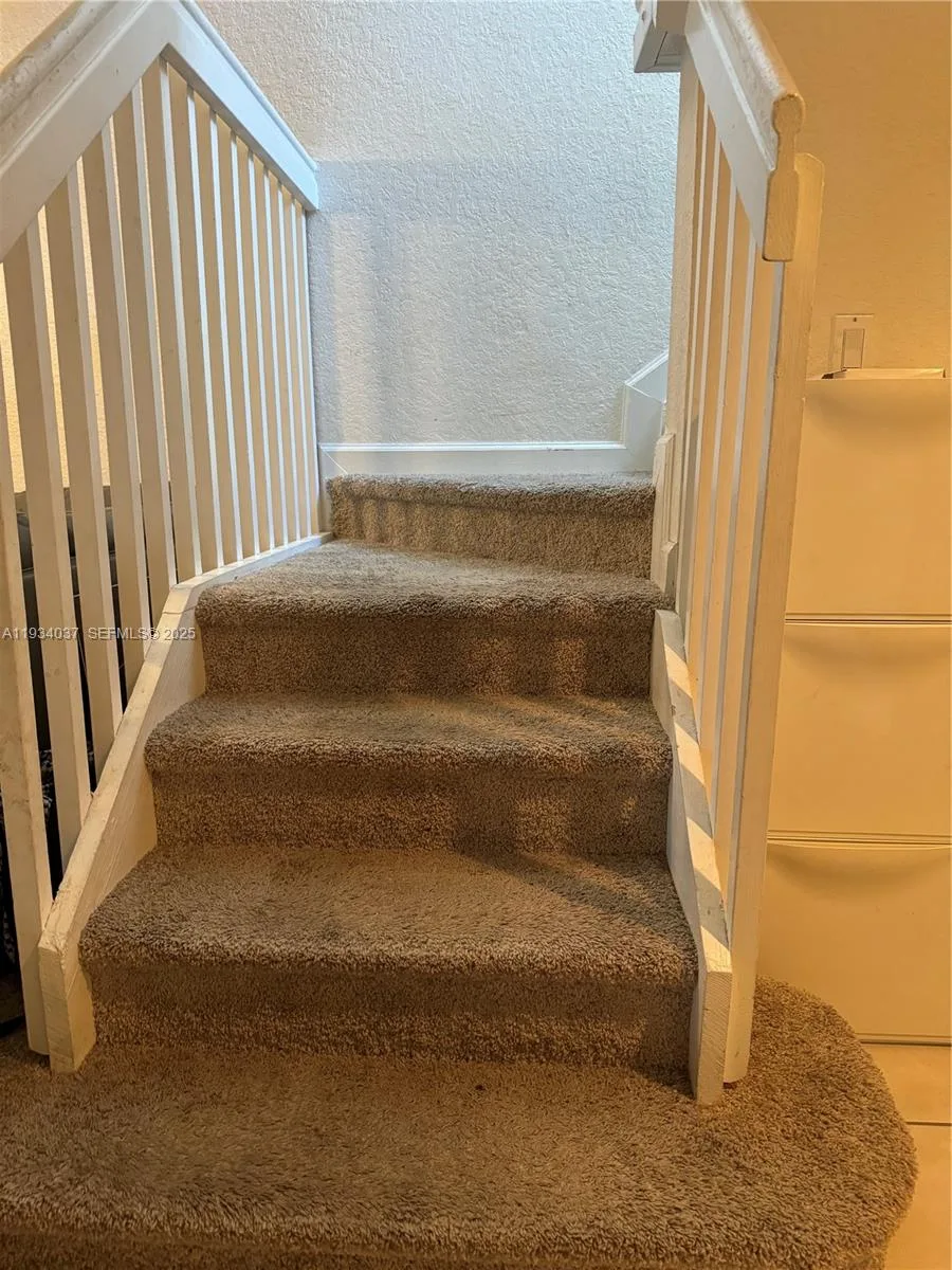 1043 SE 23rd Ave, Homestead, FL 33035 photo 9