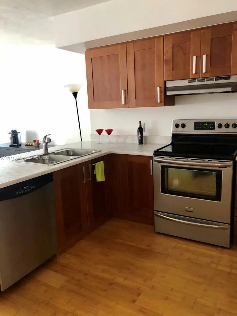 9499 Collins Ave # 405, Surfside, FL 33154 photo 8
