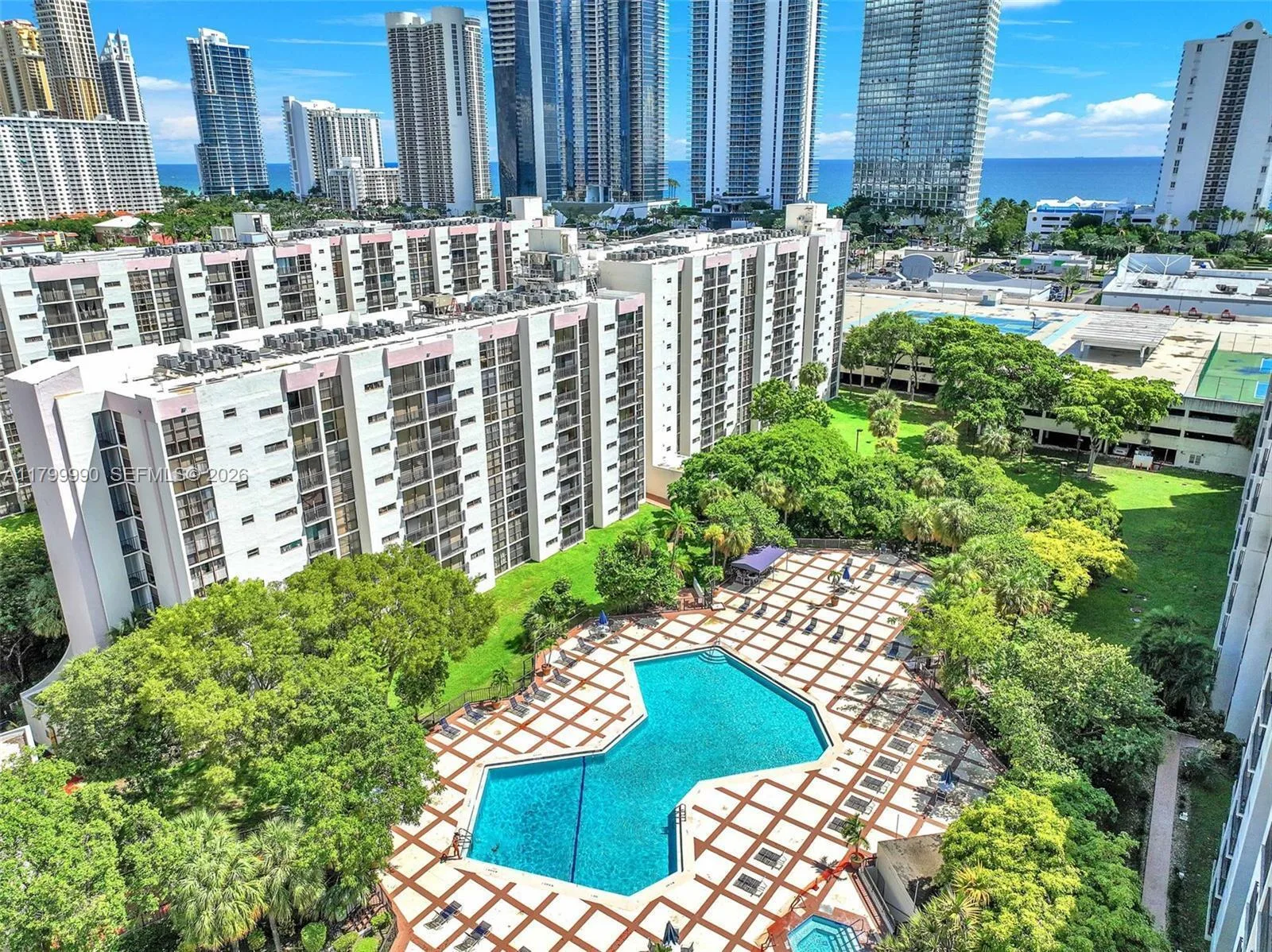 17021 N Bay Road # 105, Sunny Isles Beach, FL 33160