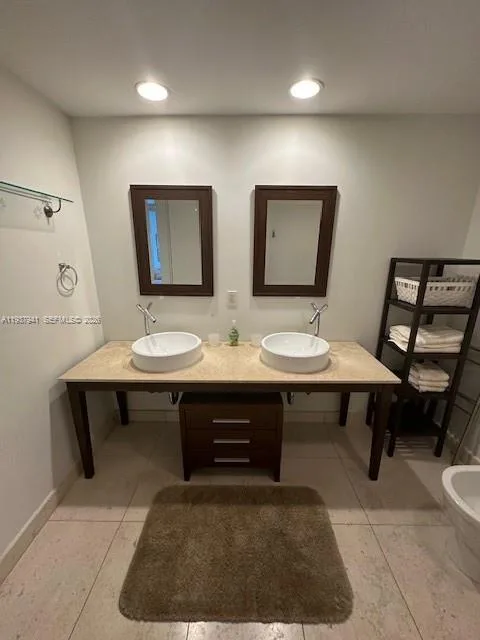 495 Brickell Ave # 4406, Miami, FL 33131 photo 8