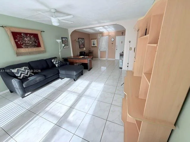 2841 Somerset Dr # 305, Lauderdale Lakes, FL 33311 photo 10