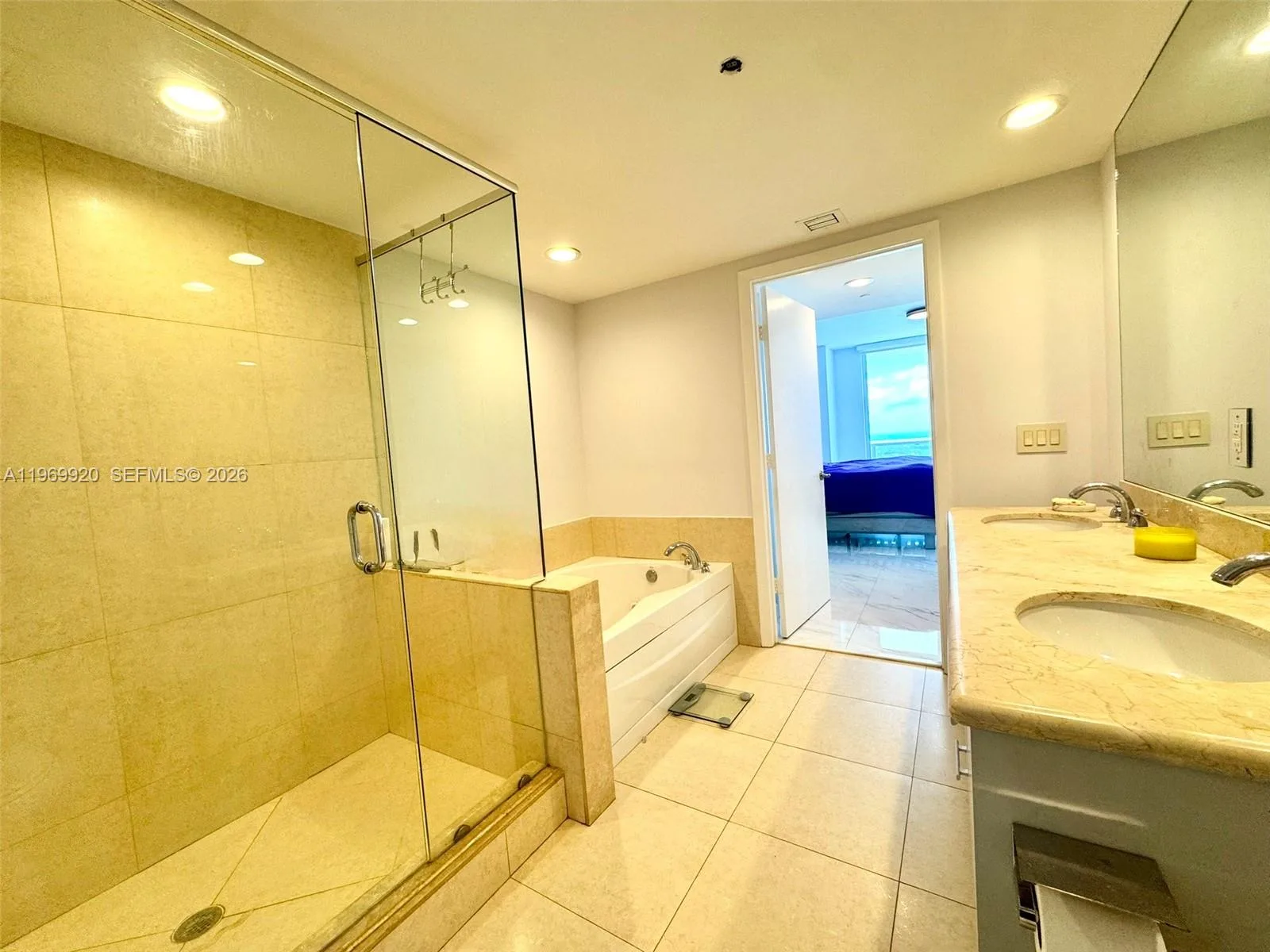 50 Biscayne Blvd # 4710, Miami, FL 33132 photo 13