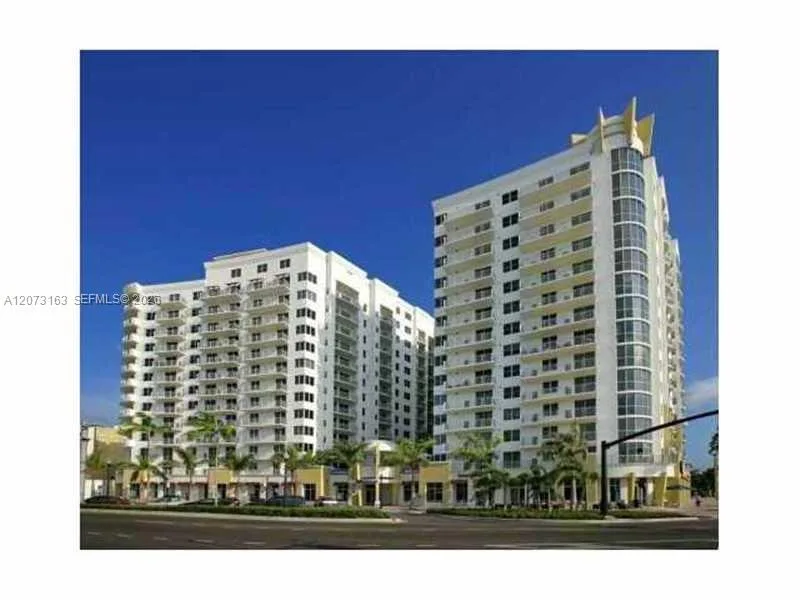 1830 Radius Dr # 409, Hollywood, FL 33020