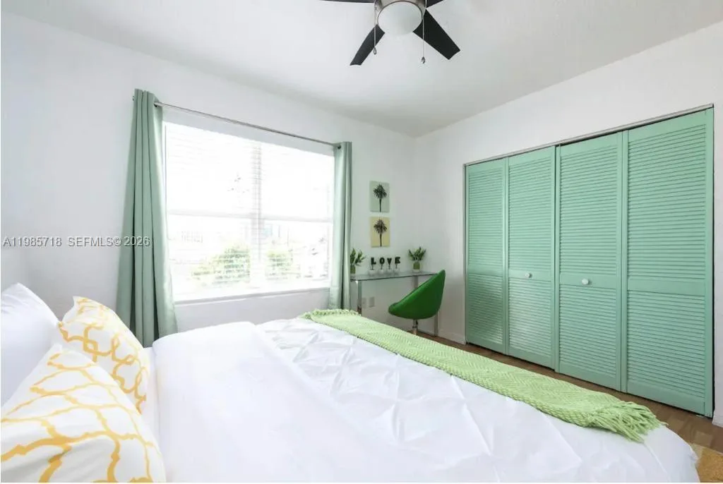 7326 Collins Ave # 208, Miami Beach, FL 33141 photo 3
