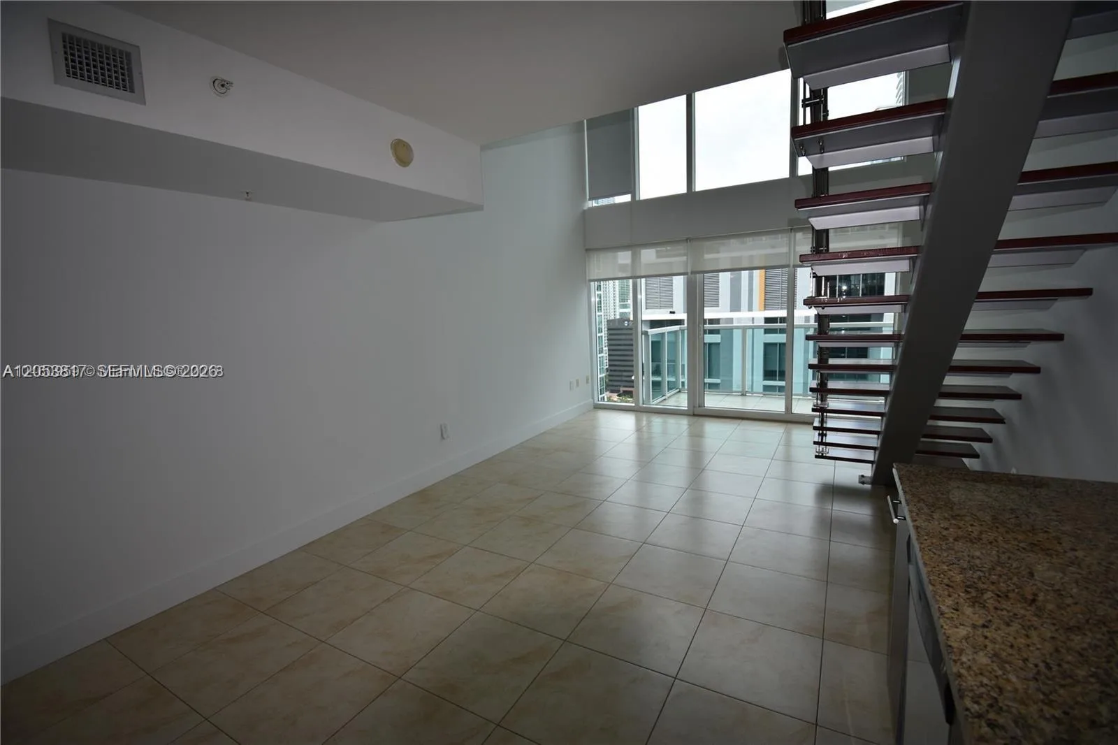 41 SE 5th St # 1506, Miami, FL 33131 photo 2