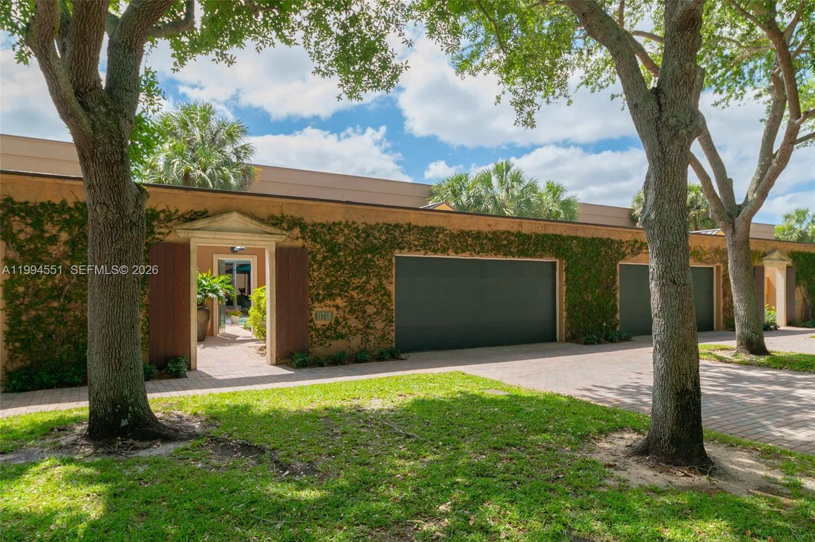 11718 SE Florida Ave, Hobe Sound, FL 33455 photo 2