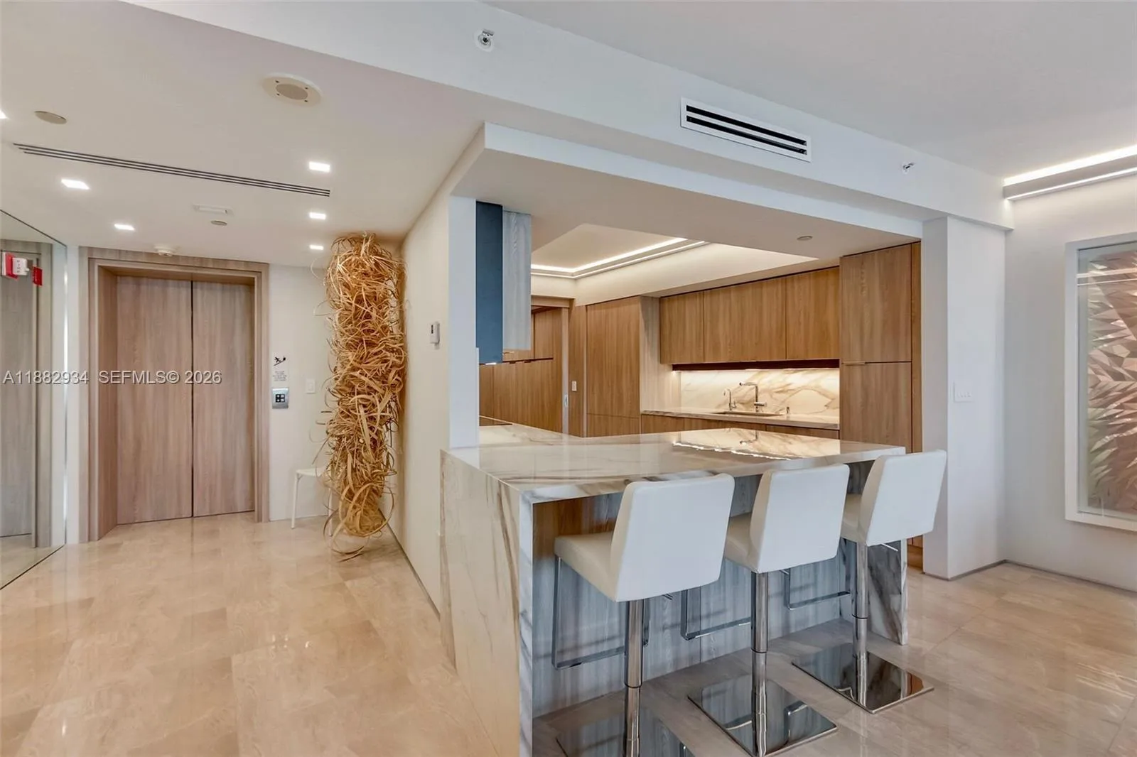 1455 Ocean Dr # 811, Miami Beach, FL 33139 photo 3