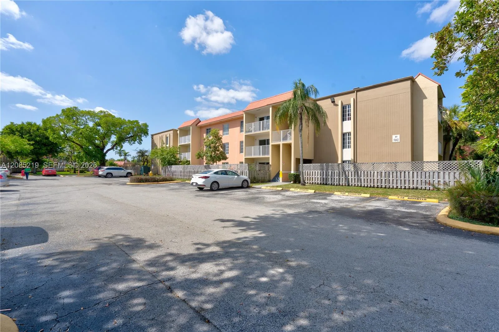 5102 NW 79th Ave # 206, Doral, FL 33166