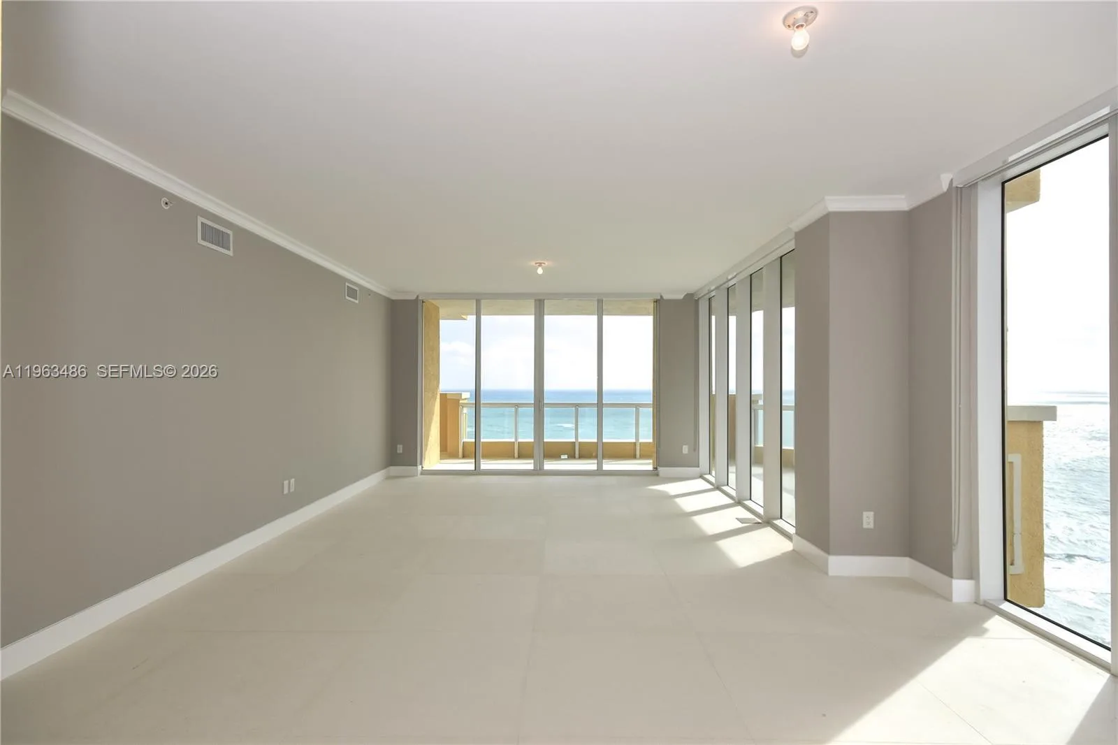 17875 Collins Ave # 2706, Sunny Isles Beach, FL 33160 photo 3