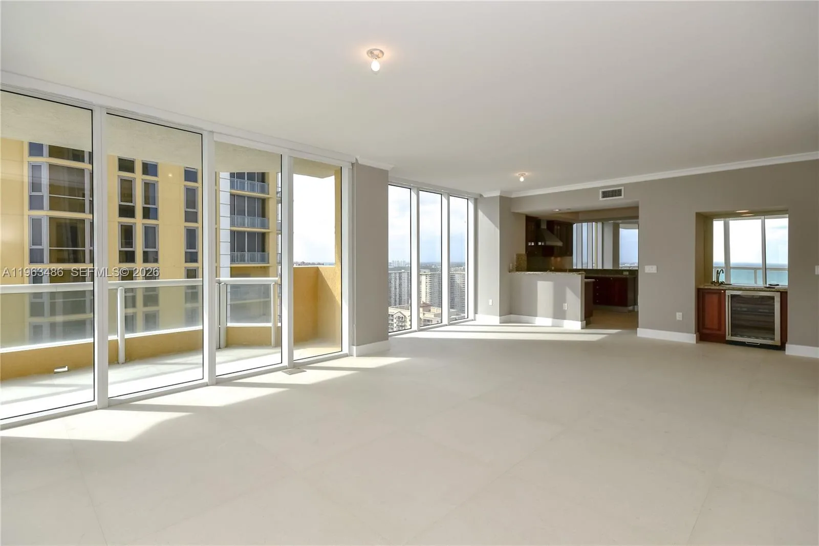 17875 Collins Ave # 2706, Sunny Isles Beach, FL 33160 photo 5