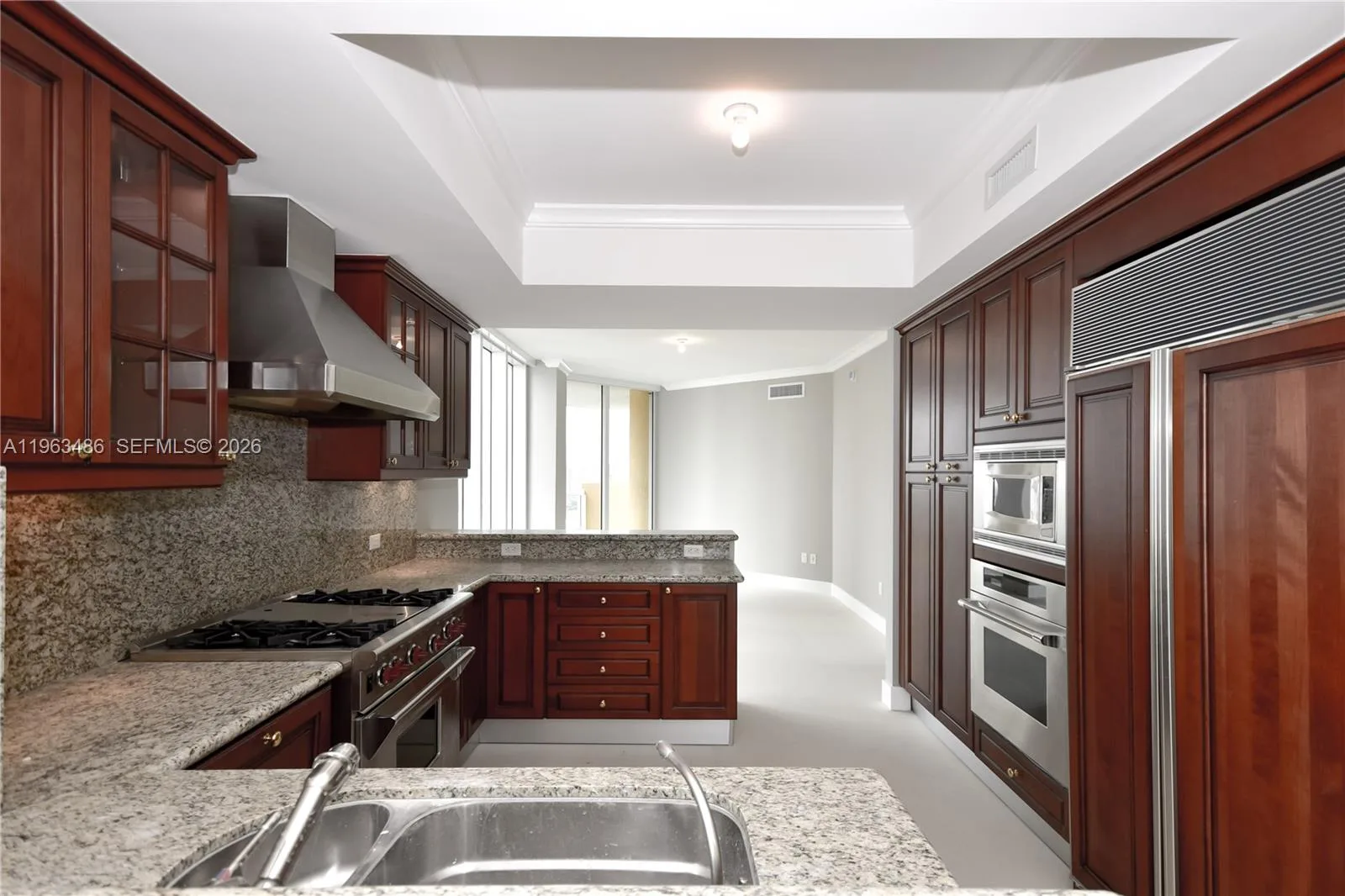 17875 Collins Ave # 2706, Sunny Isles Beach, FL 33160 photo 9