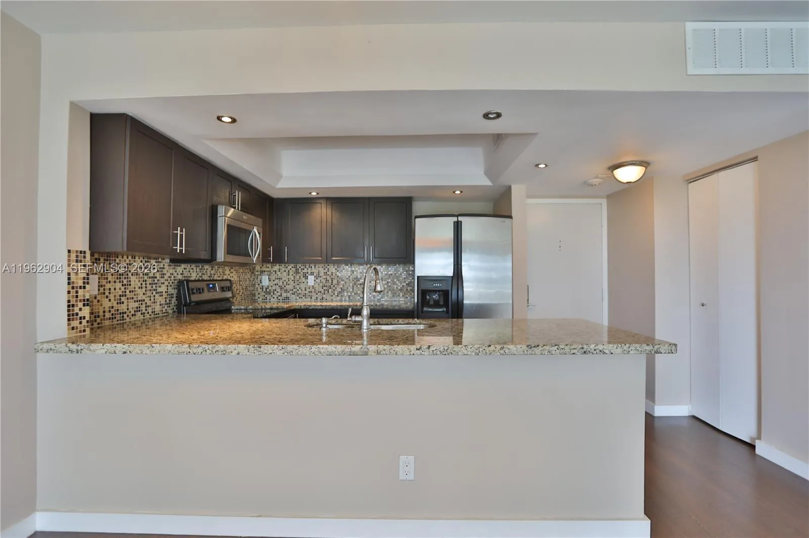 600 NE 36th St # 507, Miami, FL 33137 photo 5