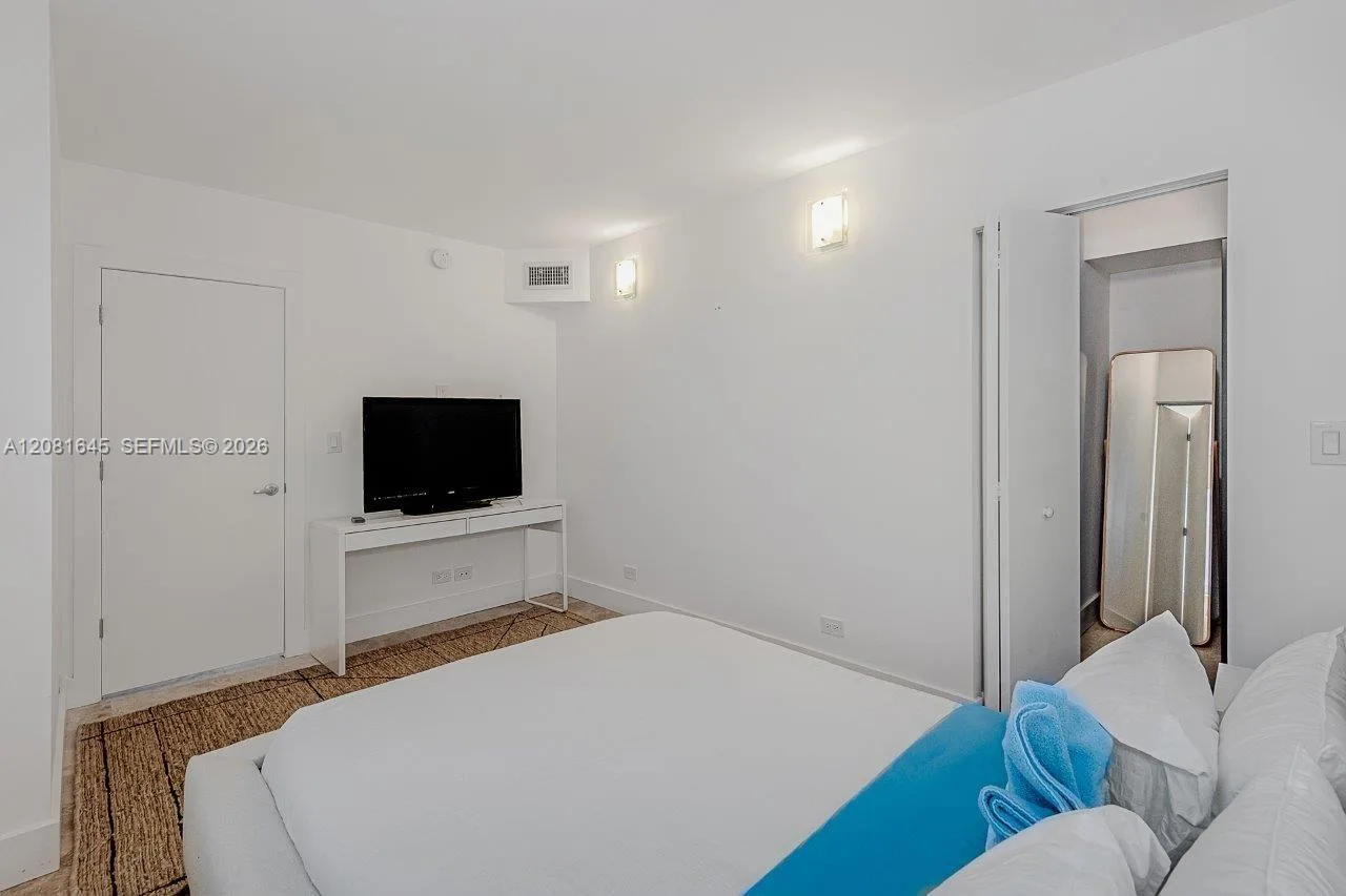 2301 Collins Ave # 1515, Miami Beach, FL 33139 photo 8