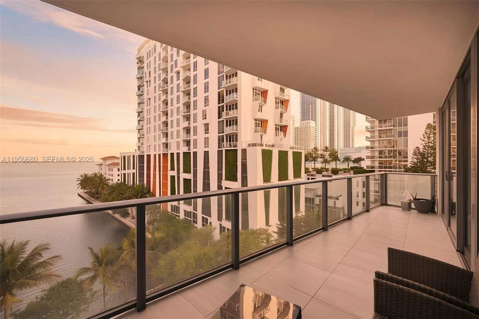 460 NE 28th St # 608, Miami, FL 33137