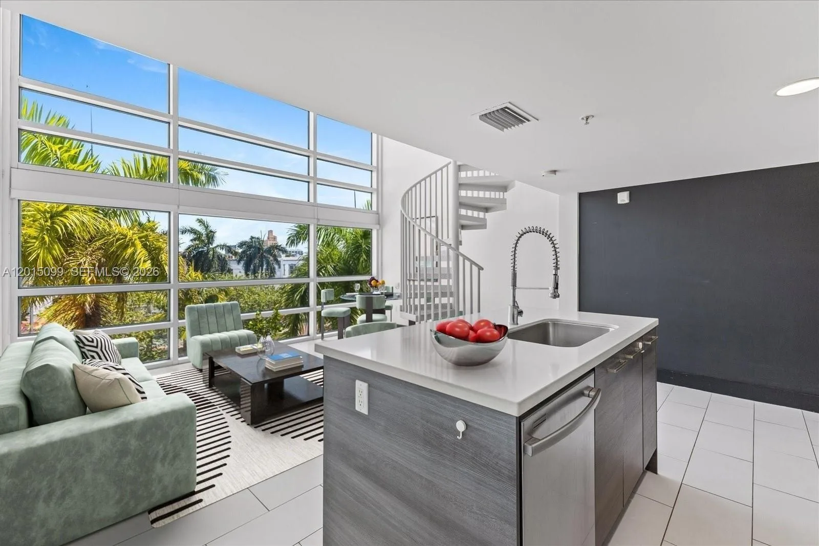 421 Meridian Ave # 19, Miami Beach, FL 33139 photo 4
