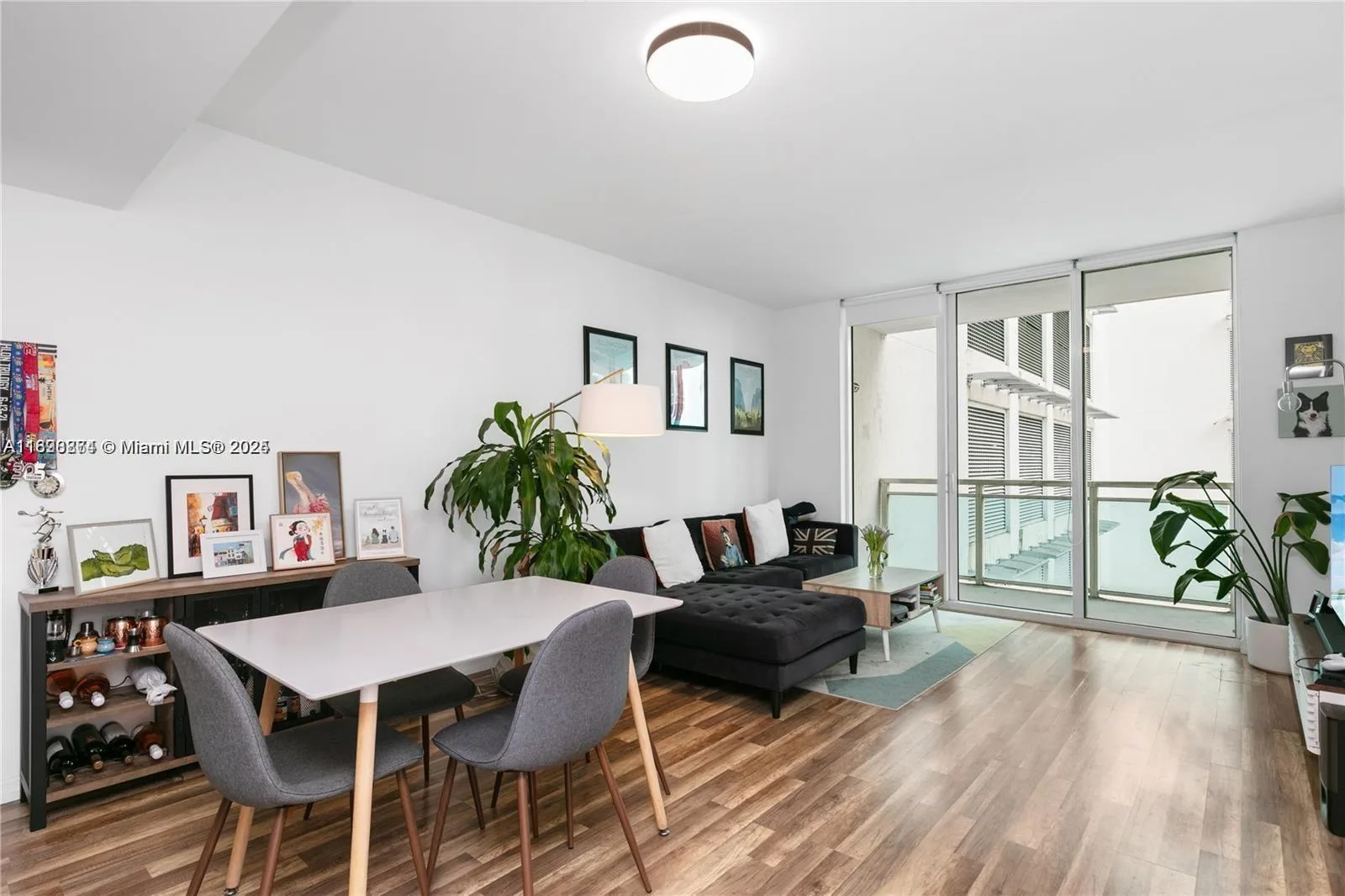 950 Brickell Bay Dr # 403, Miami, FL 33131 photo 4