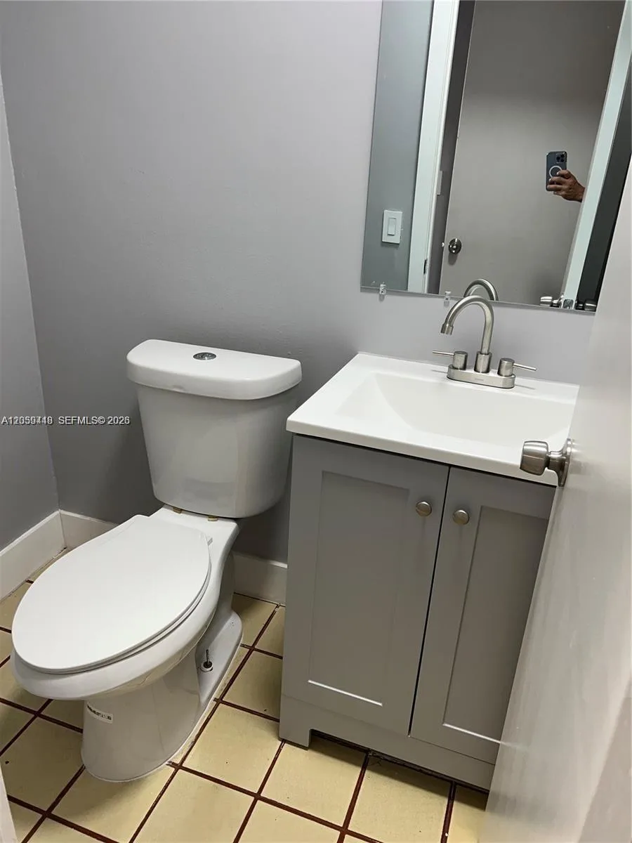 645 W 68th St # 645, Hialeah, FL 33014 photo 5