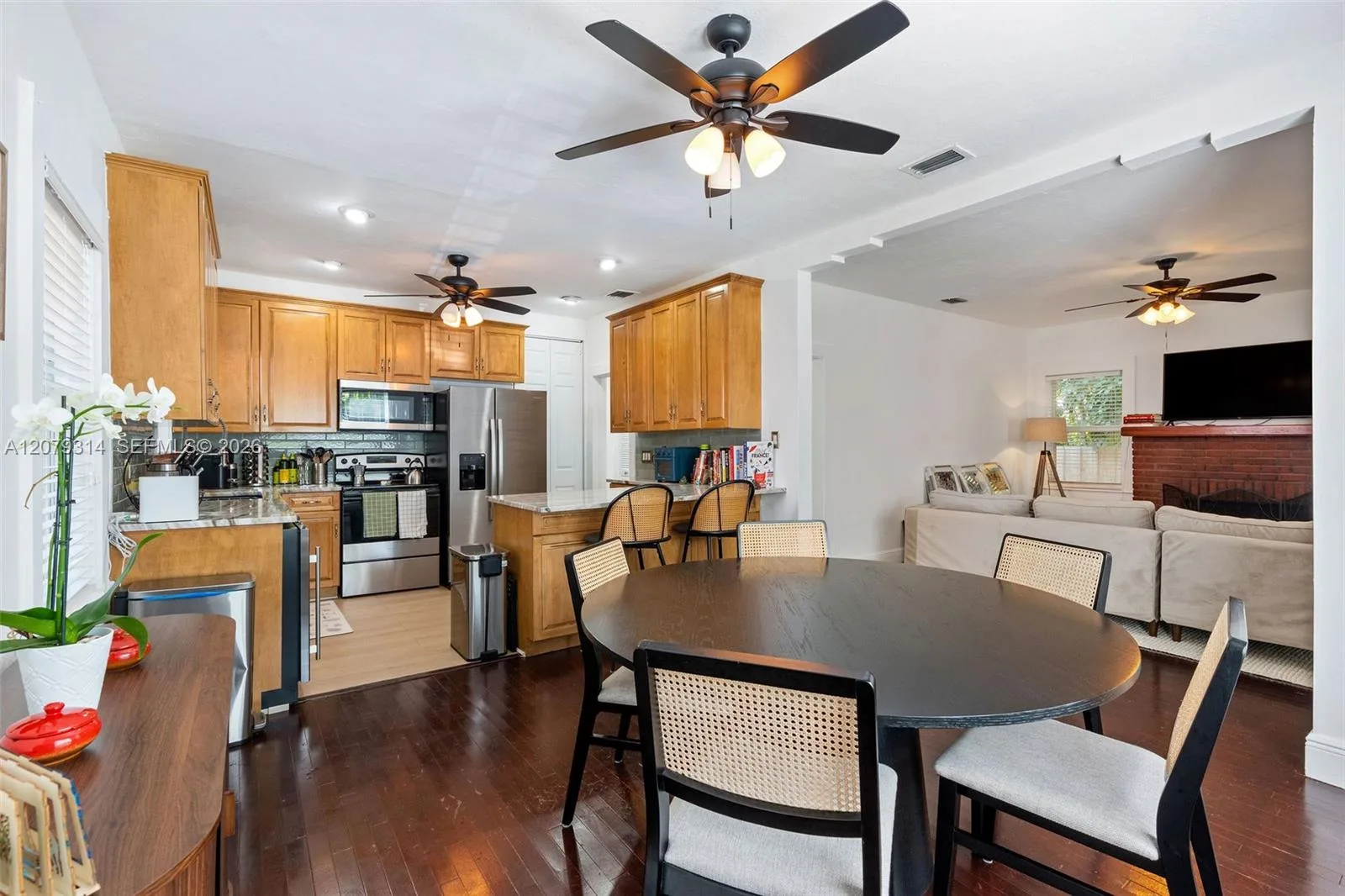 2465 Inagua Ave, Miami, FL 33133 photo 9