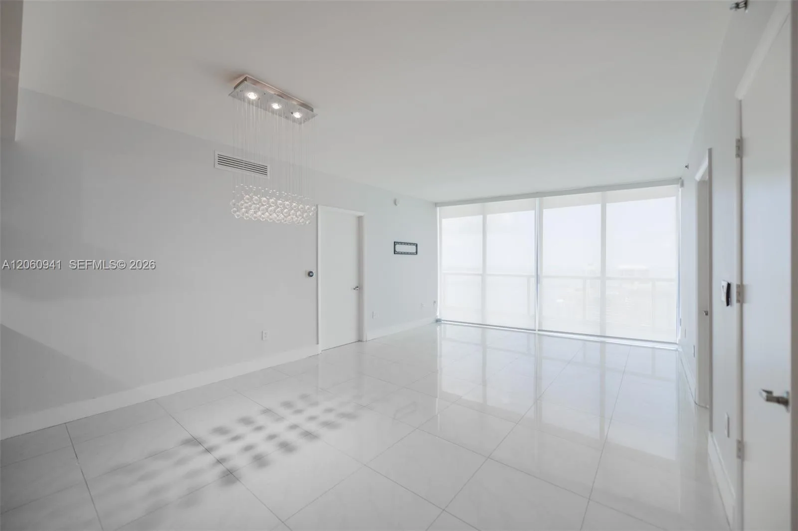 495 Brickell Ave # 5205, Miami, FL 33131 photo 4