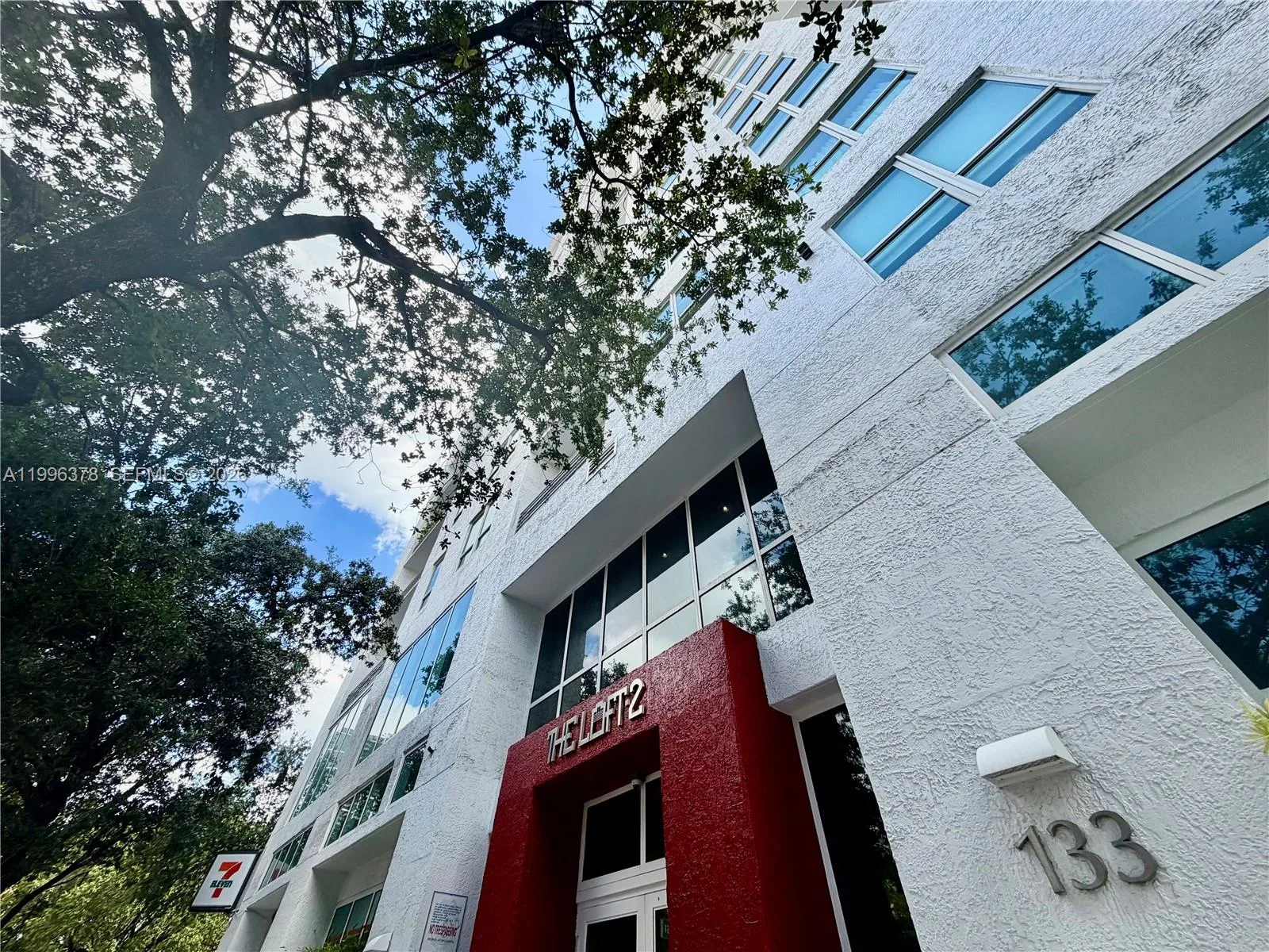 133 NE 2nd Ave # 1011, Miami, FL 33132 photo 2