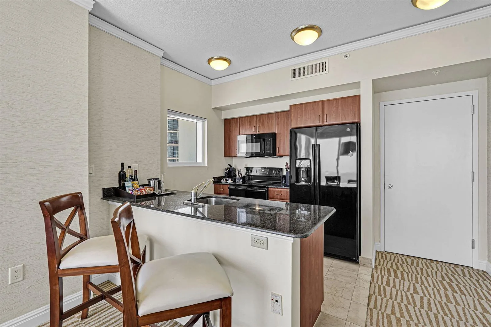 18001 Collins Avenue # 2609, Sunny Isles Beach, FL 33160 photo 6