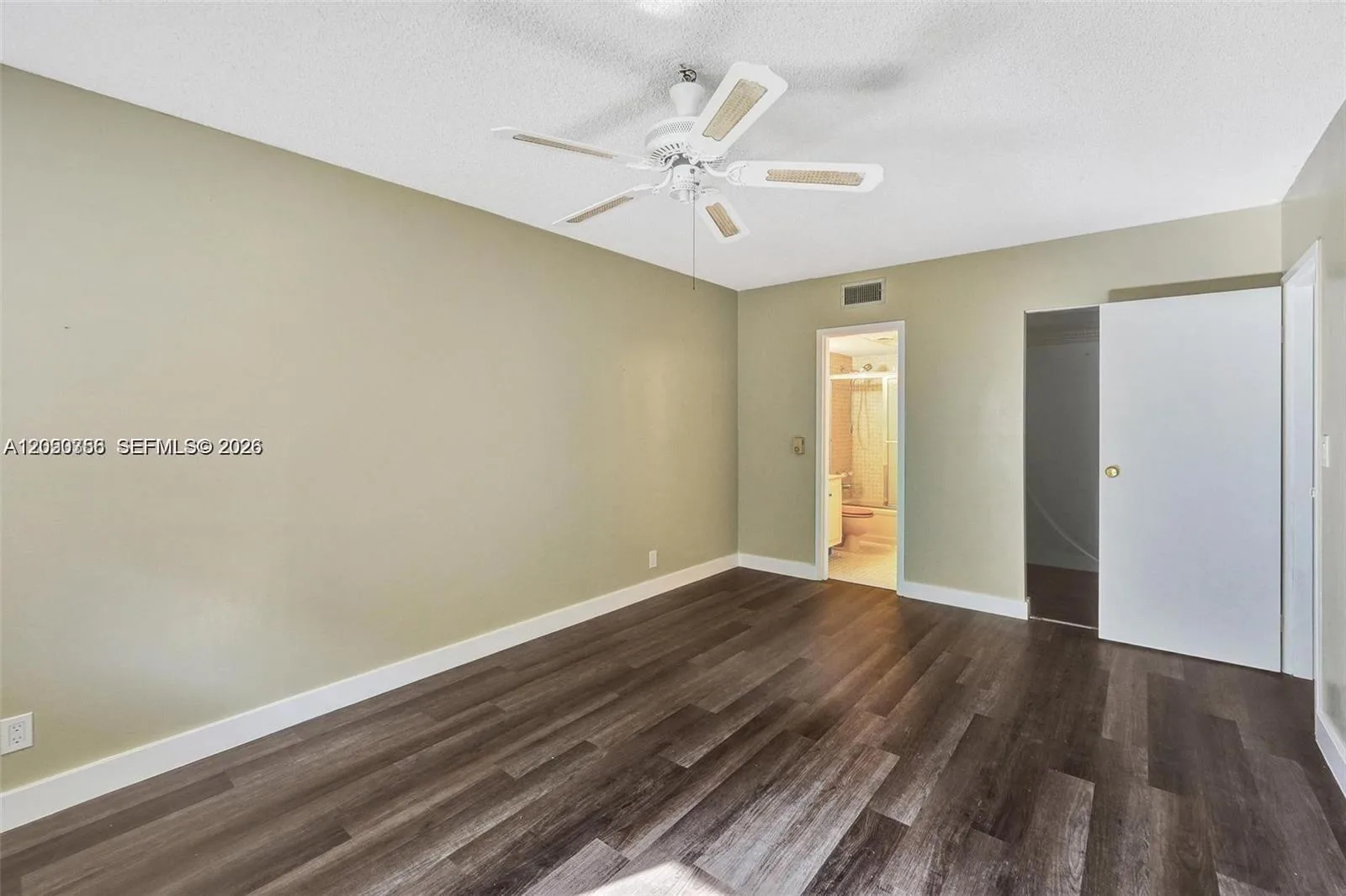 1030 Country Club Dr # 405, Margate, FL 33063 photo 9