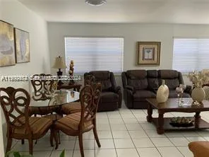 1300 W 53rd St # 19, Hialeah, FL 33012 photo 5