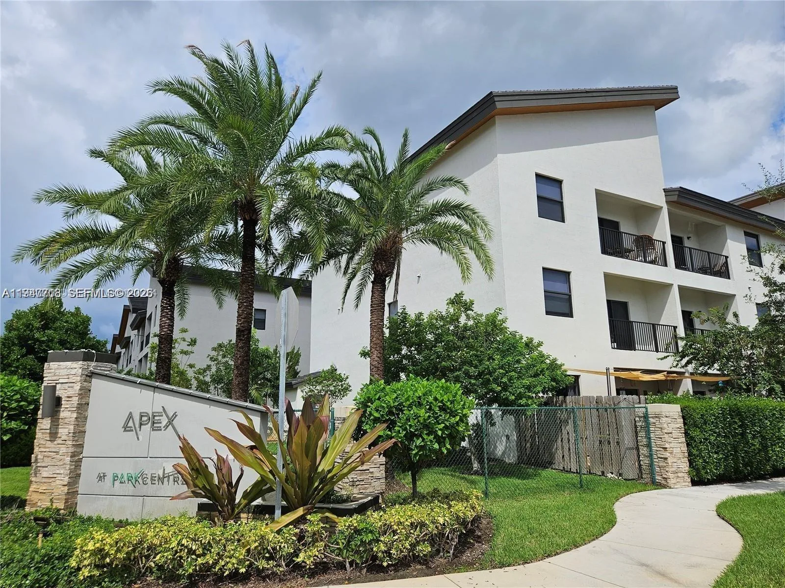 8151 NW 104th Ave # 34, Doral, FL 33178 photo 2