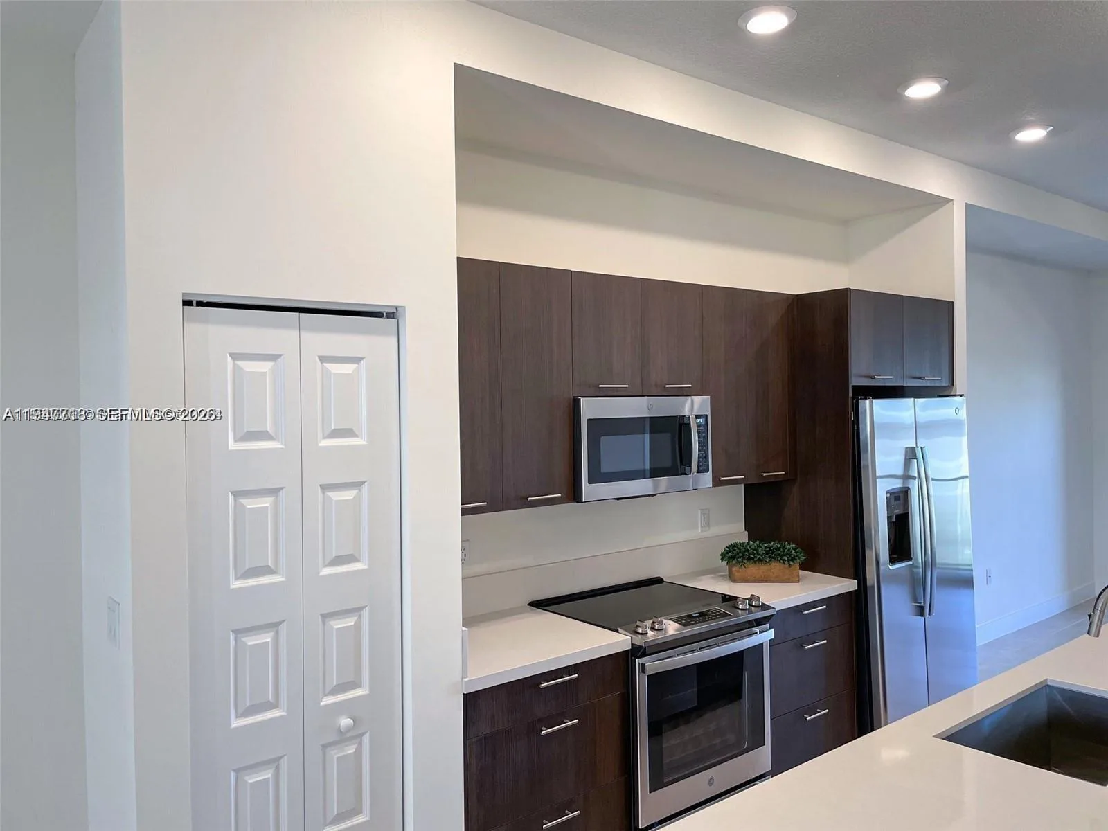 8151 NW 104th Ave # 34, Doral, FL 33178 photo 8
