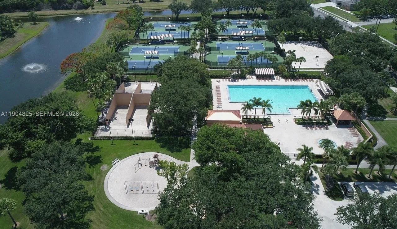 157 Heritage Way, West Palm Beach, FL 33407 photo 3