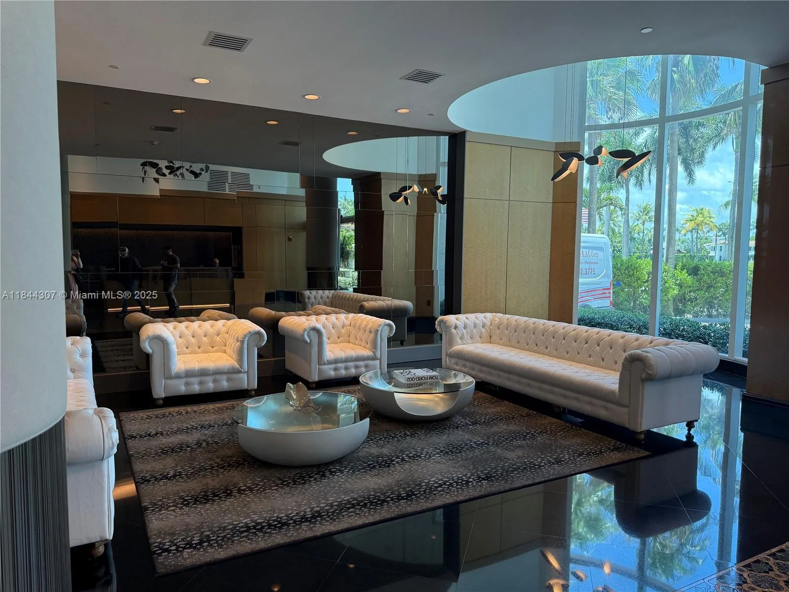 5025 Collins Ave # 1908, Miami Beach, FL 33140 photo 2