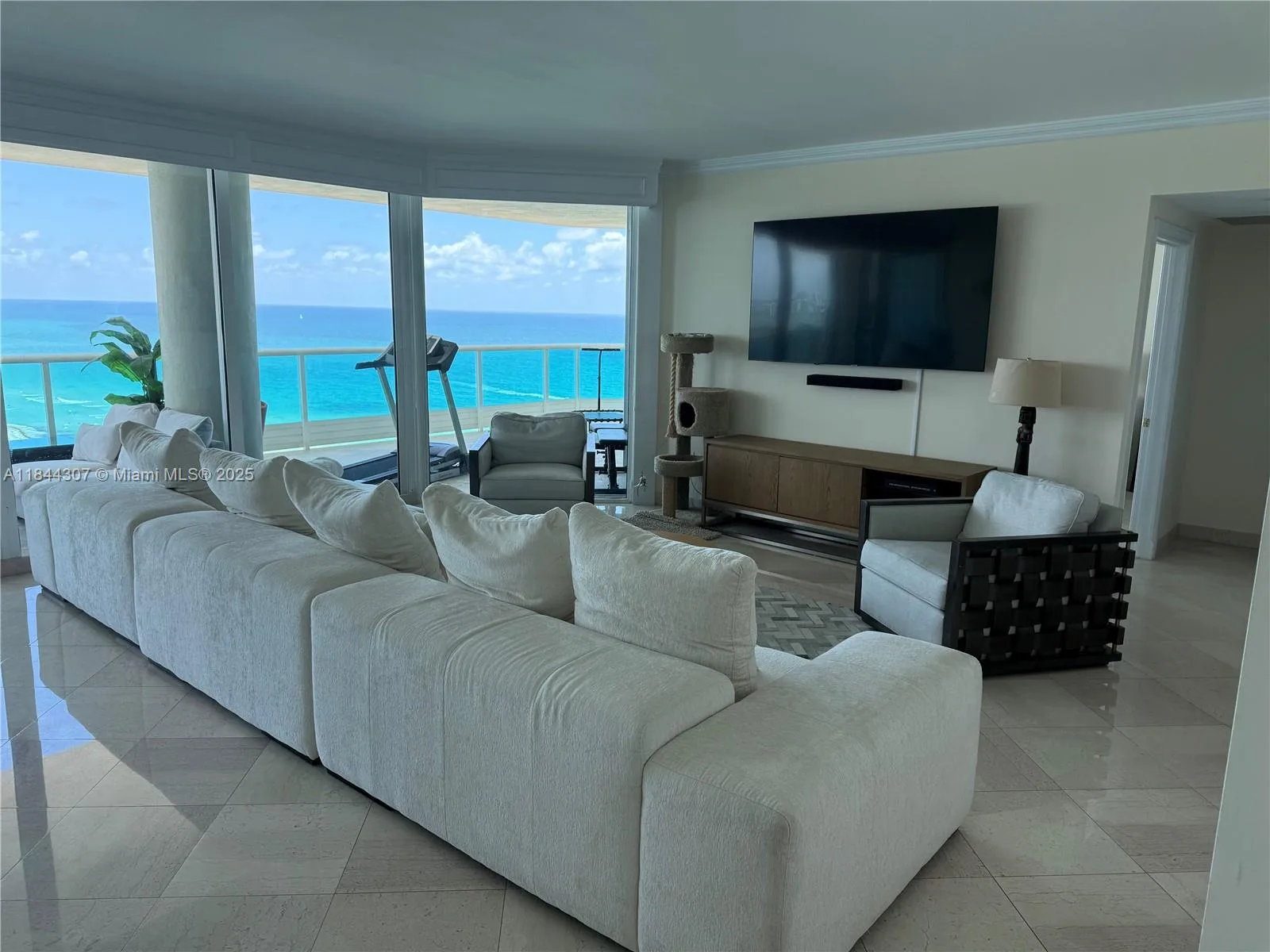 5025 Collins Ave # 1908, Miami Beach, FL 33140 photo 6
