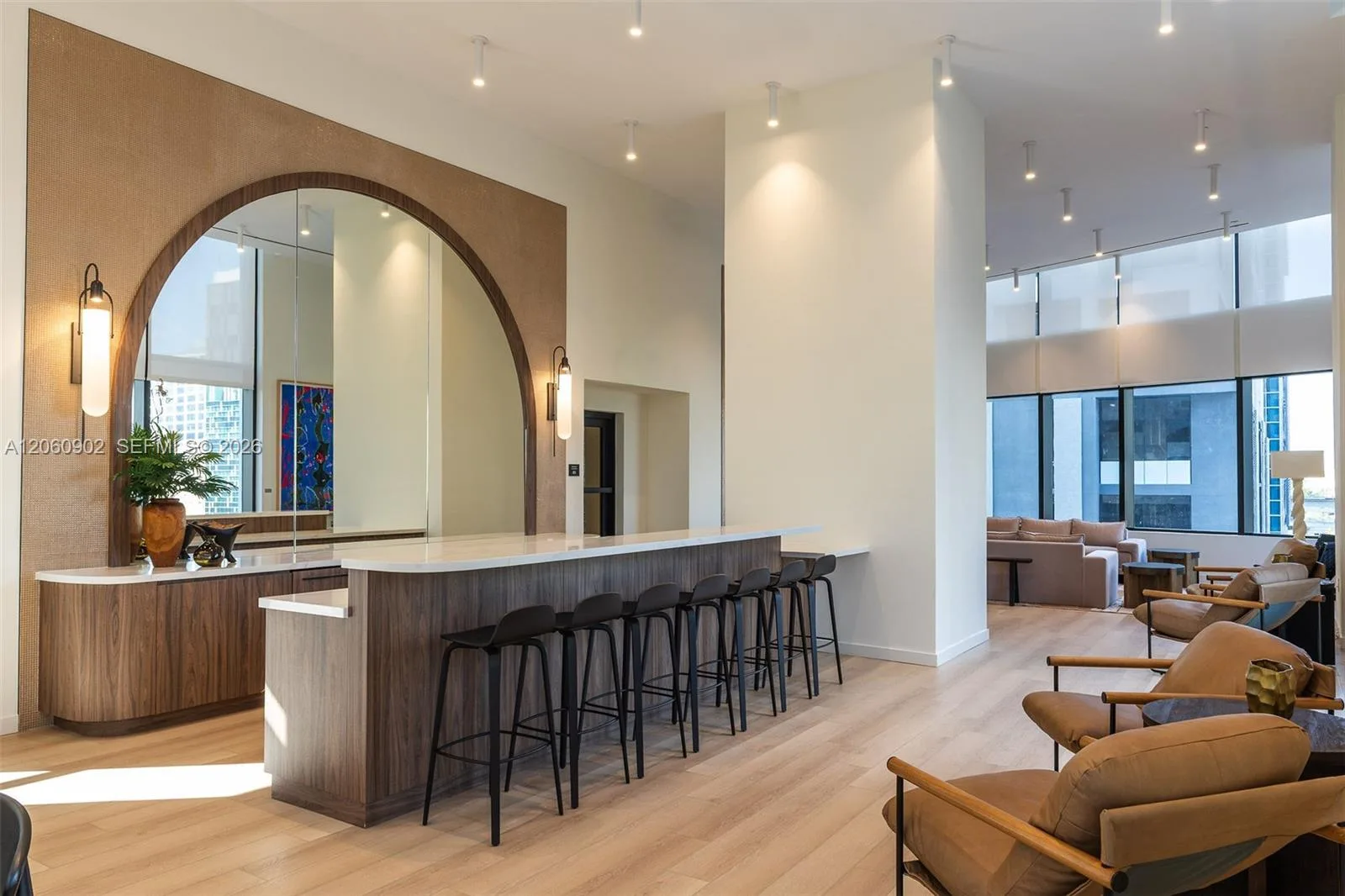 225 N Miami Ave # 2904, Miami, FL 33128