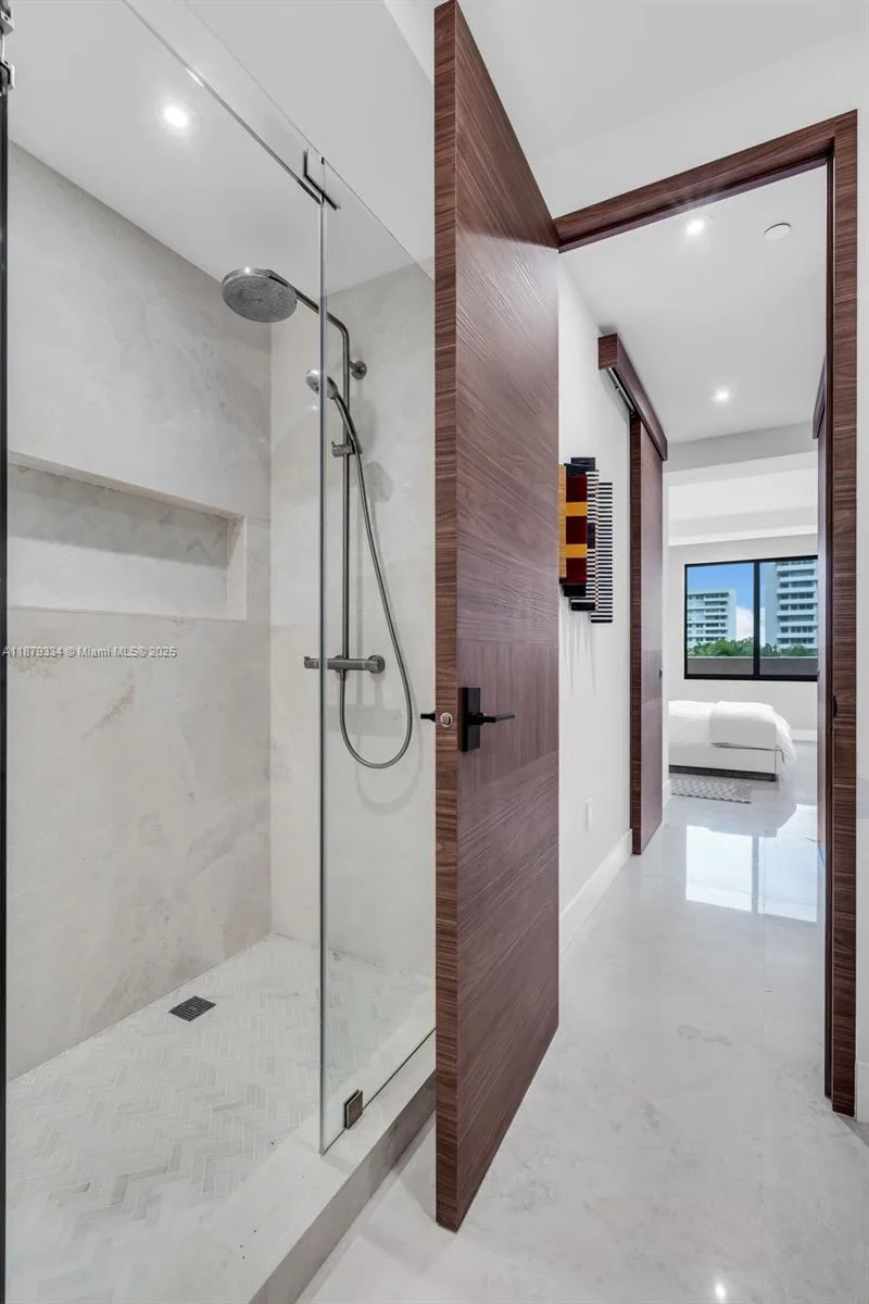 251 Crandon Blvd # 327, Key Biscayne, FL 33149 photo 11