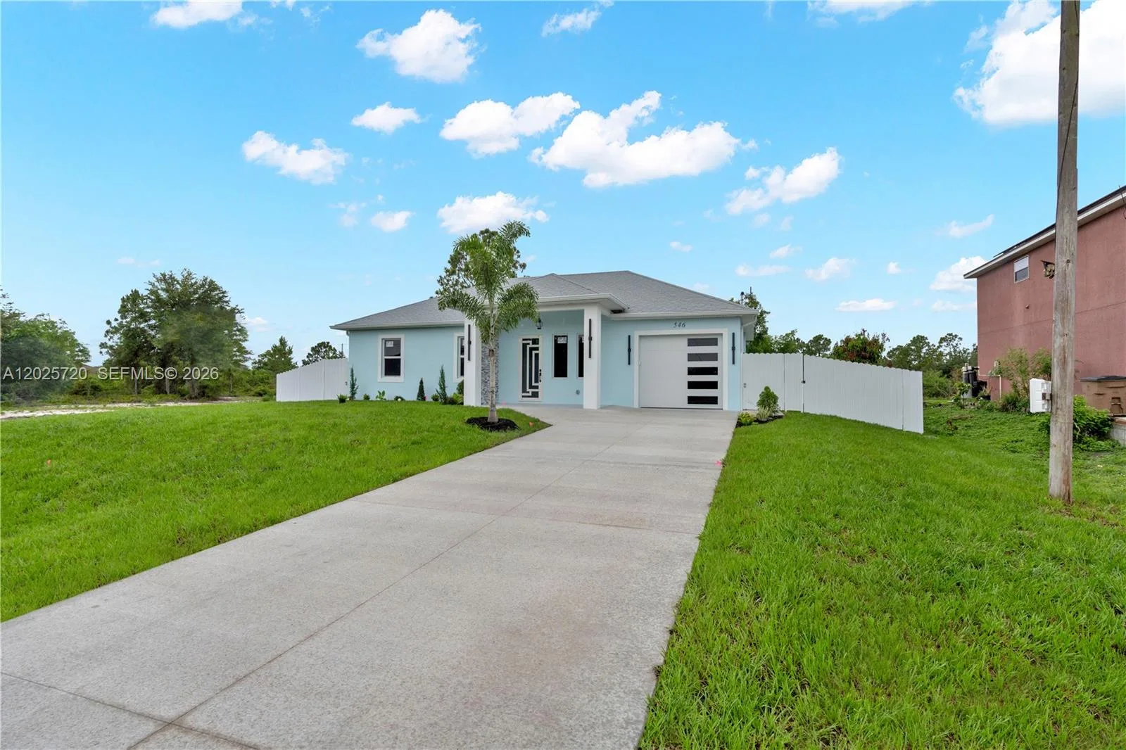 546 E Louisville St, Lehigh Acres, FL 33974 photo 3