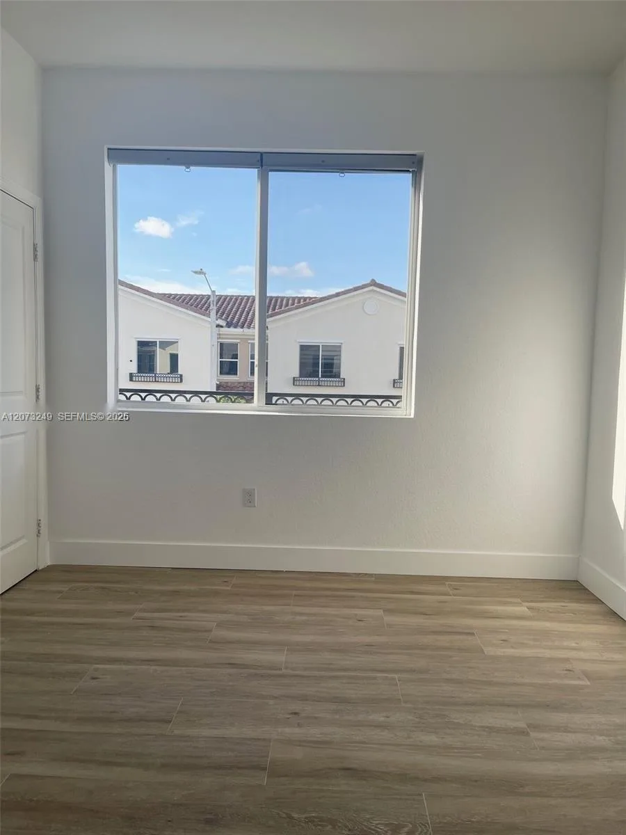 2810 NW 181st St, Miami Gardens, FL 33056 photo 6