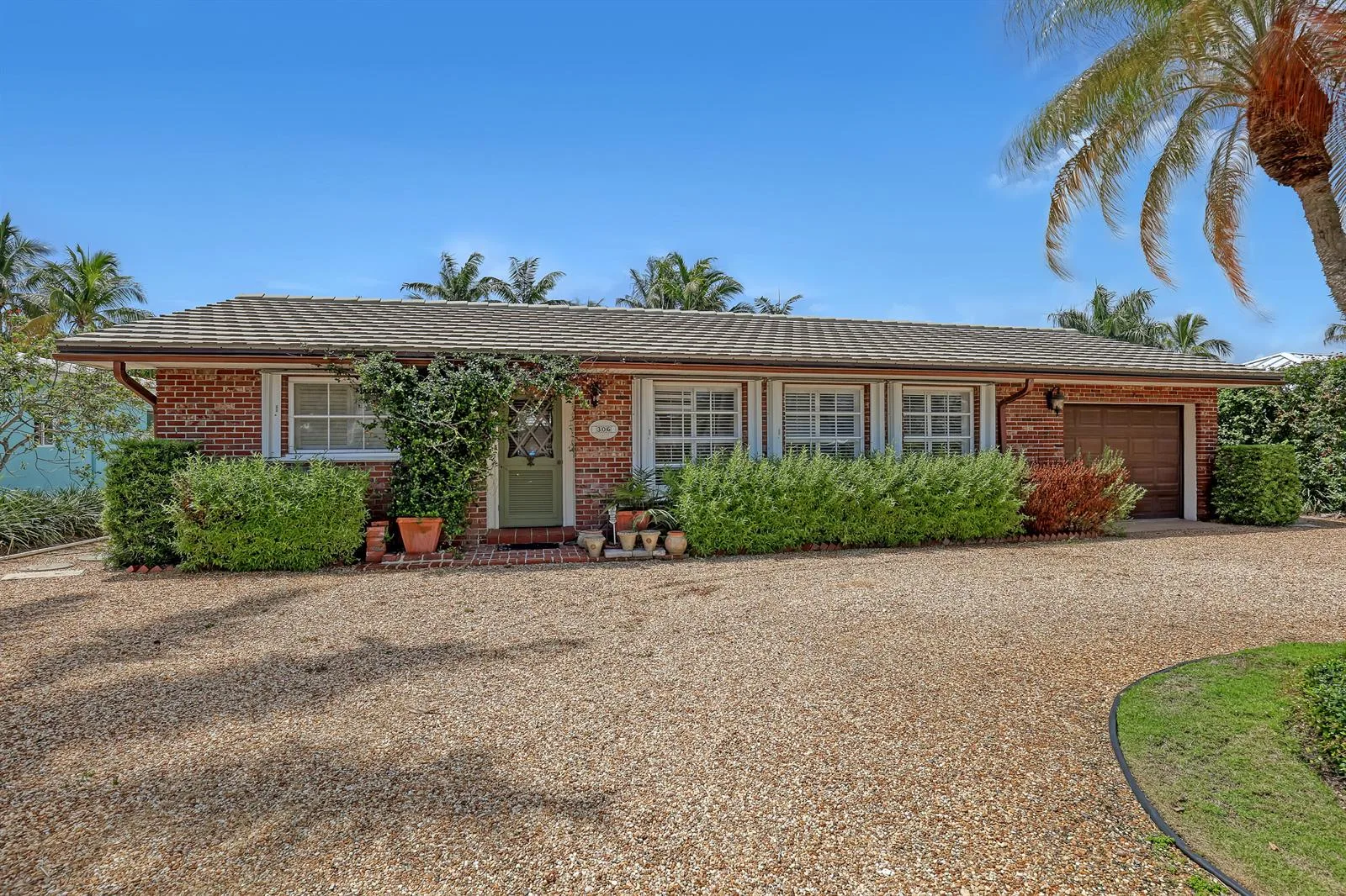 306 CASCADE Lane, Palm Beach Shores, FL 33404