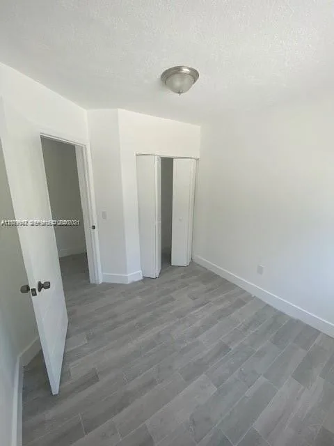 27 NE 60th Ter, Miami, FL 33137 photo 2