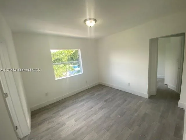 27 NE 60th Ter, Miami, FL 33137 photo 5